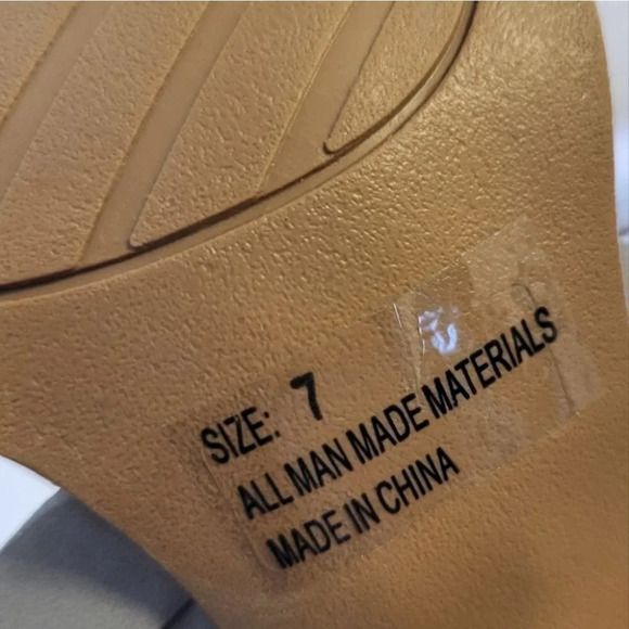 Women's Charlotte Russe Sandals (Grey - Size 7) - Picture 5 of 10